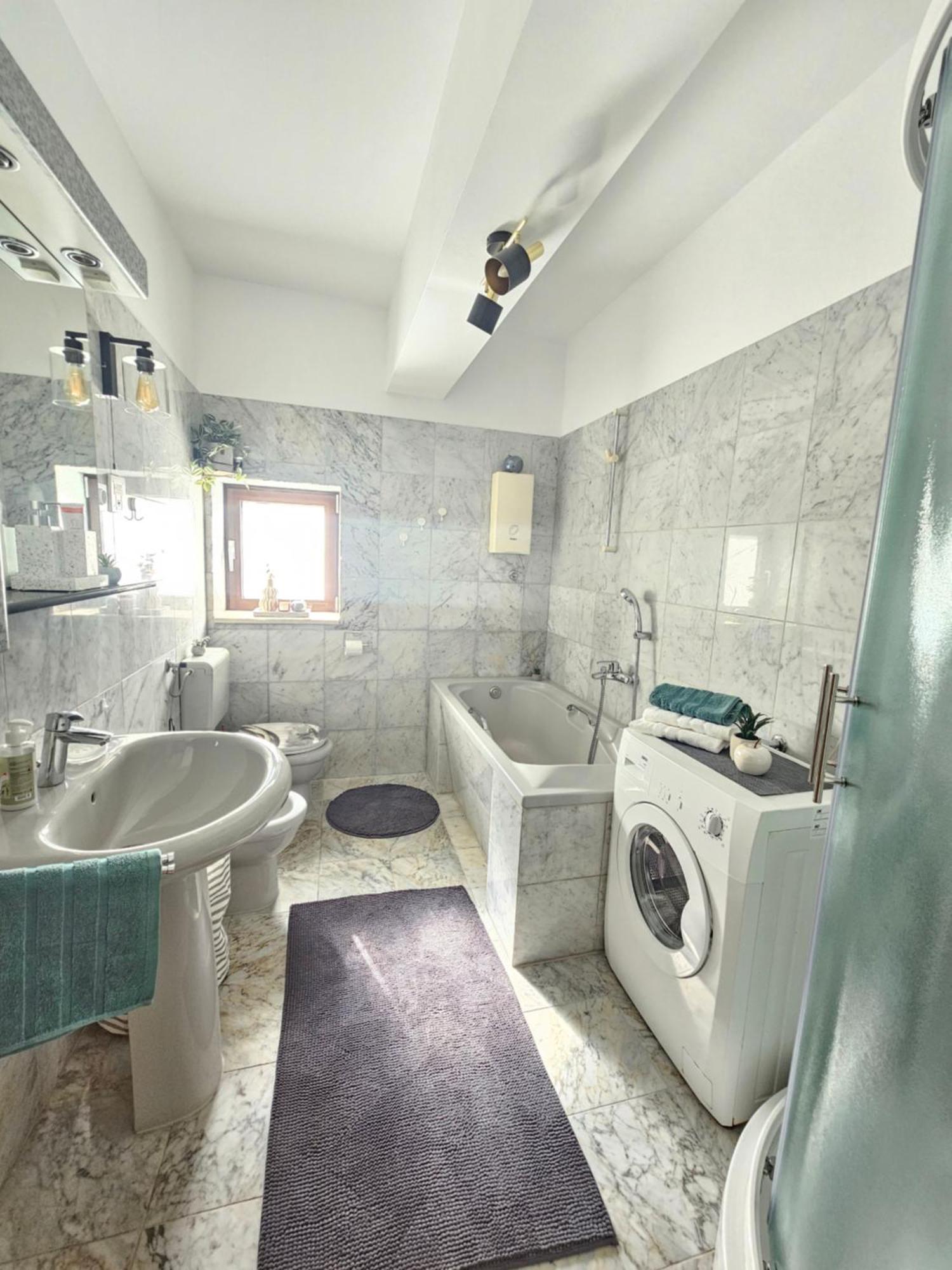 Apartmani Miro Makarska Exterior foto